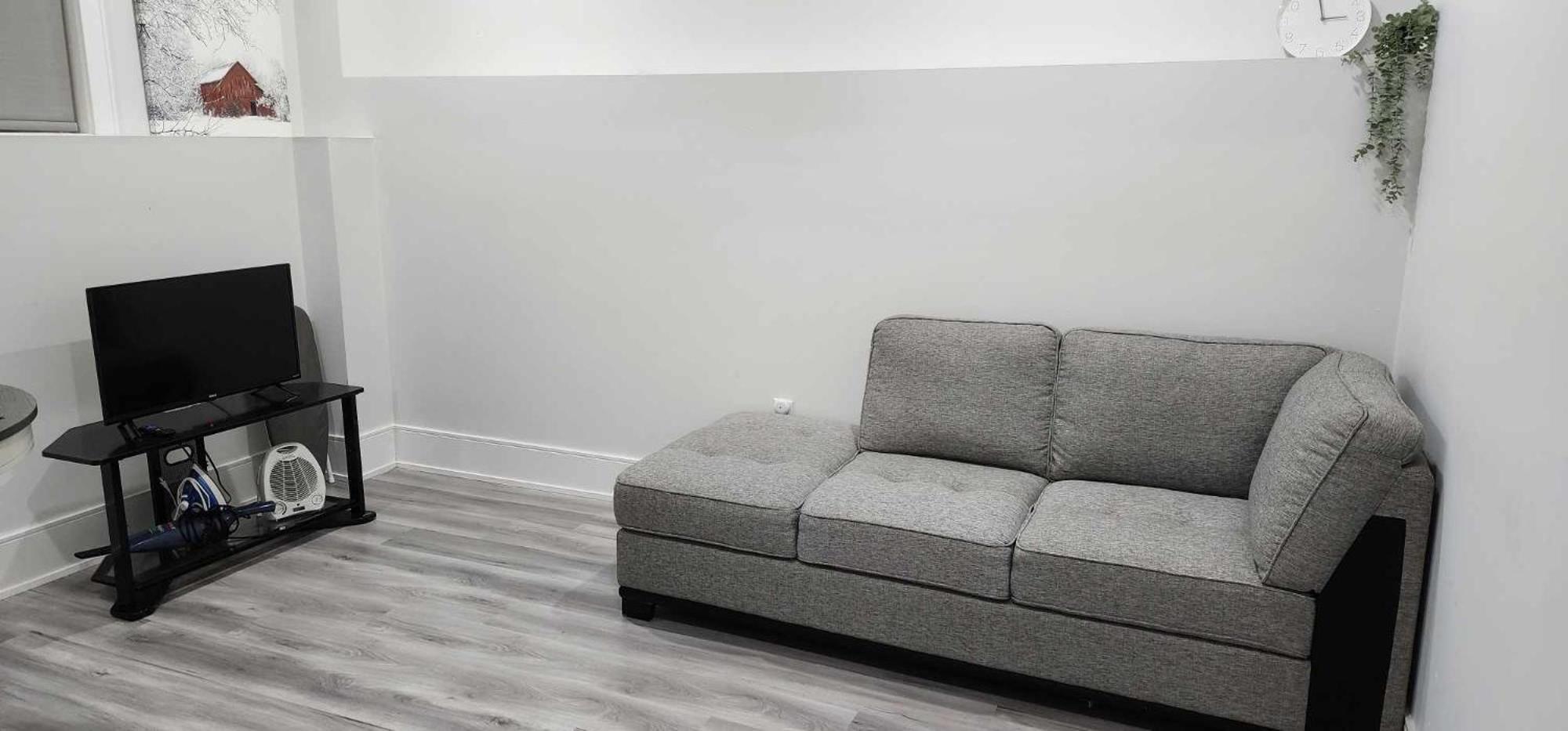 Scarborough New 2-Bedroom Basement Торонто Экстерьер фото
